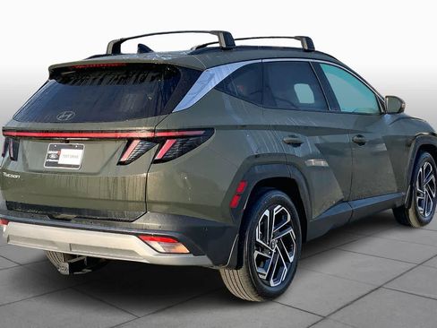 Used 2025 Hyundai Tucson Limited image 12
