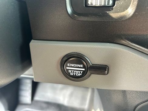 Used 2022 Ford Bronco Black Diamond AWD/4WD image 23