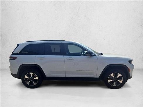 Used 2024 Jeep Grand Cherokee Limited 4xe AWD/4WD image 4