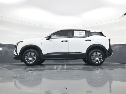 New 2026 Nissan Kicks S image 18