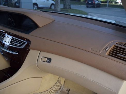 Used 2008 Mercedes-Benz CL 550 image 49