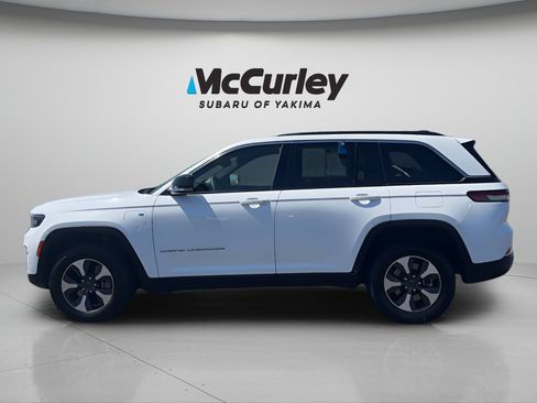 Used 2024 Jeep Grand Cherokee Limited 4xe AWD/4WD image 4