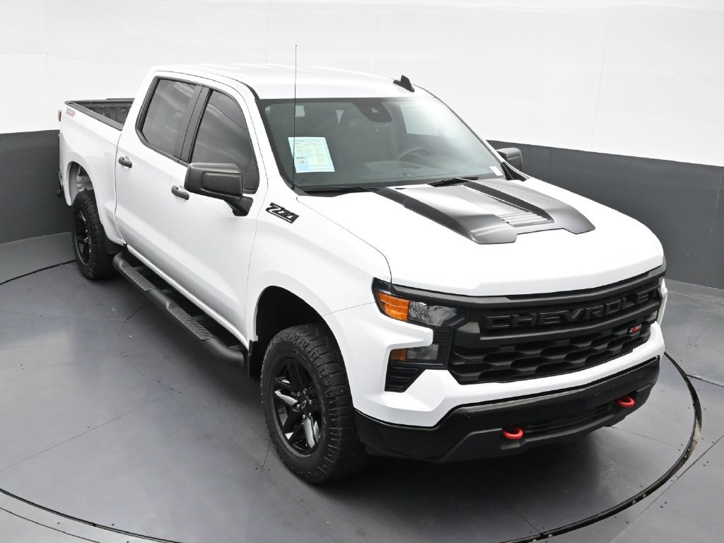 Used 2023 Chevrolet Silverado 1500 Custom Trail Boss w/ LPO, Dark Essentials Package AWD/4WD image 21