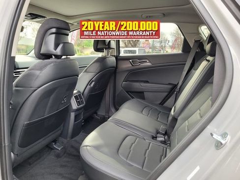 New 2026 Kia Sportage SX AWD/4WD image 6