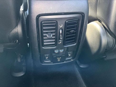Used 2023 Dodge Durango R/T w/ Tow 'N Go Package AWD/4WD image 36