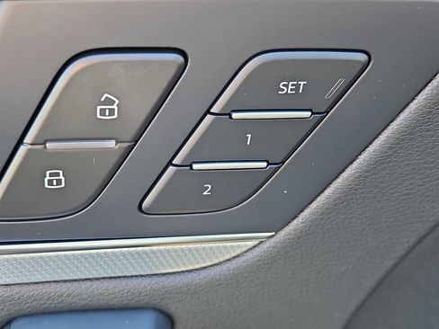 Used 2024 Audi Q5 2.0T Premium Plus w/ Premium Plus Package image 21