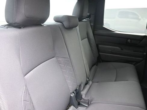 Used 2024 Toyota Tacoma SR5 AWD/4WD image 33