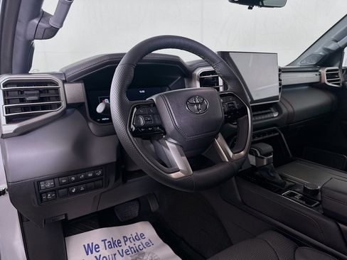 Used 2026 Toyota Sequoia Capstone AWD/4WD image 9