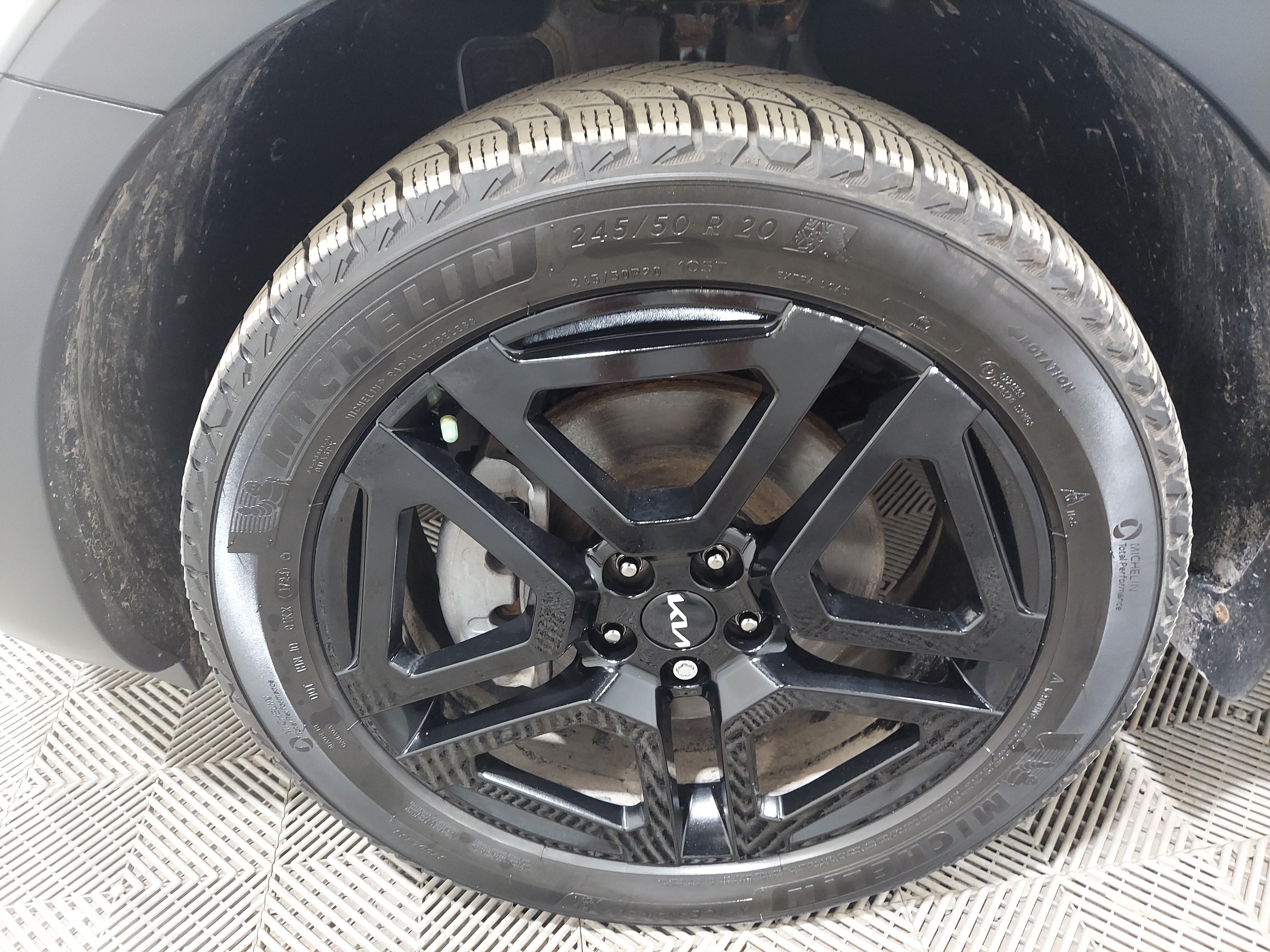 Used 2023 Kia Telluride SX X-Line AWD/4WD image 6