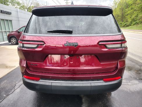 New 2026 Jeep Grand Cherokee L 4WD image 8