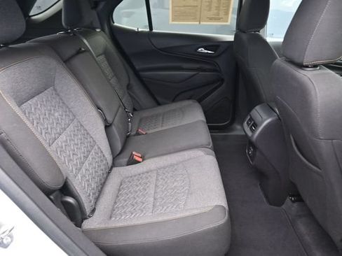Used 2024 Chevrolet Equinox LT FWD image 28
