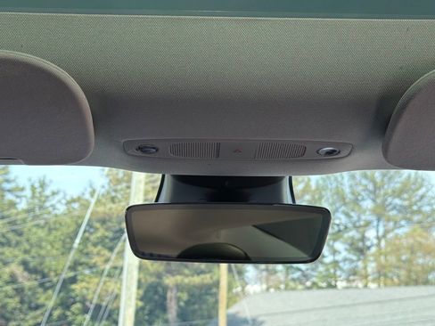 Used 2023 Tesla Model 3 Standard Range image 48