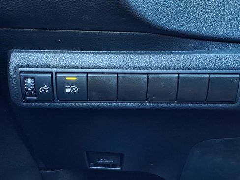 Used 2021 Toyota Corolla SE image 23