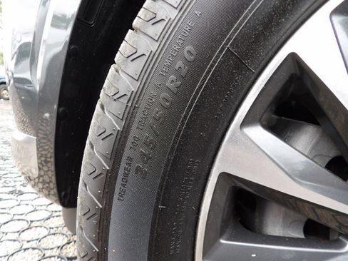 Used 2024 Hyundai Palisade Calligraphy image 33