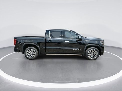 New 2026 GMC Sierra 1500 Denali w/ Denali Reserve Package image 9