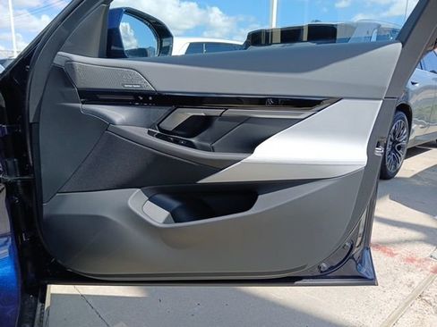 New 2026 BMW 530i w/ M Sport Package image 17