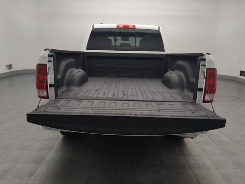 Used 2020 RAM 1500 Classic SLT AWD/4WD image 29
