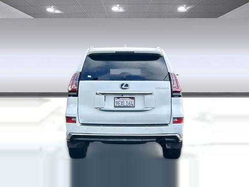 Used 2021 Lexus GX 460 Premium w/ Premium Package image 9