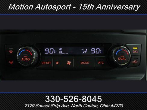 Used 2016 Nissan Titan SL image 27