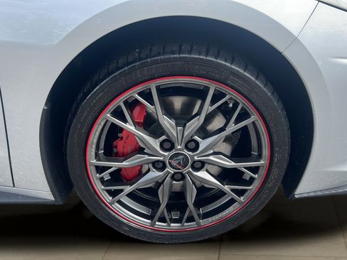 Used 2026 Chevrolet Corvette Stingray Premium Conv w/ Z51 Performance Package RWD image 20
