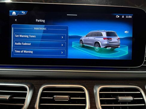 Certified 2024 Mercedes-Benz GLS 63 AMG 4MATIC image 41