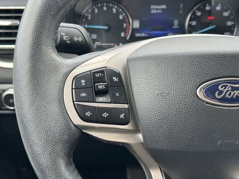 Used 2022 Ford Explorer XLT w/ Equipment Group 202A image 15