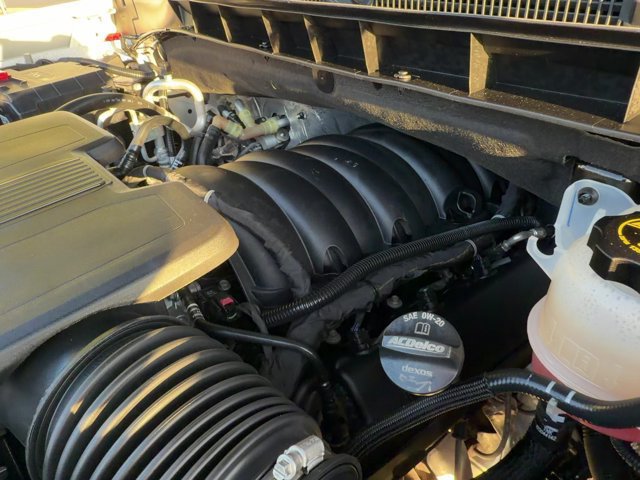 Used 2025 GMC Yukon XL Denali AWD/4WD image 38