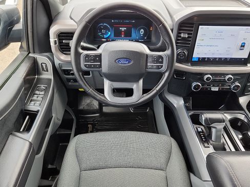 Used 2025 Ford F150 Lightning XLT AWD/4WD image 11