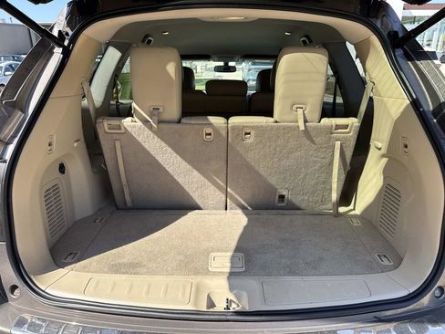 Used 2014 Nissan Pathfinder SL AWD/4WD image 9