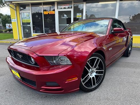Used 2014 Ford Mustang GT Premium w/ Electronics Package RWD image 2