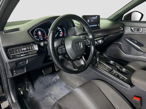 Used 2023 Honda Civic Sport image 23