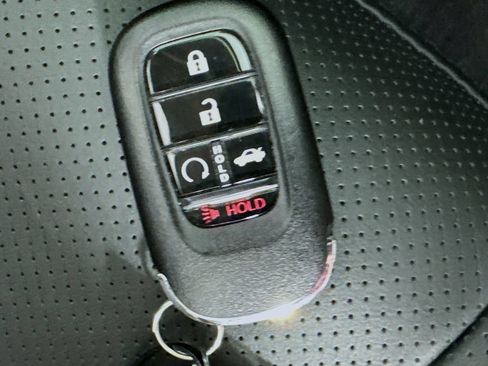 Used 2025 Honda Accord Touring image 37