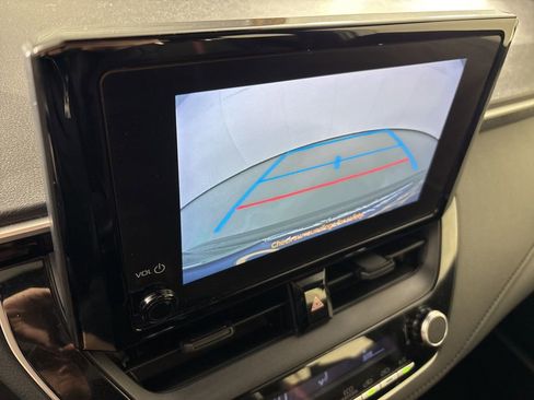 Used 2024 Toyota Corolla SE w/ SE Premium Package image 30