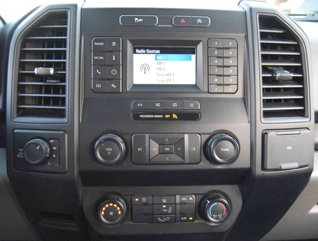 Used 2019 Ford F150 XL w/ Equipment Group 101A Mid AWD/4WD image 26