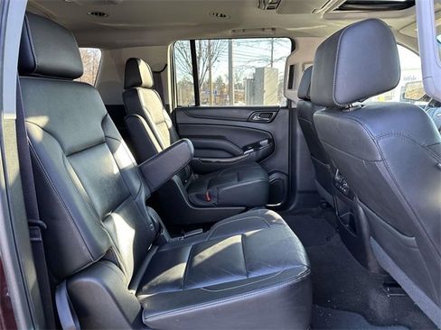 Used 2017 Chevrolet Suburban LT w/ LT Signature Package image 20