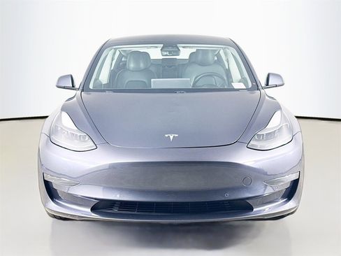 Used 2021 Tesla Model 3 Standard Range Plus image 2