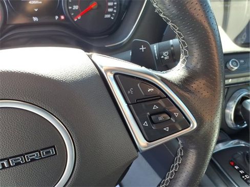 Used 2019 Chevrolet Camaro SS image 16