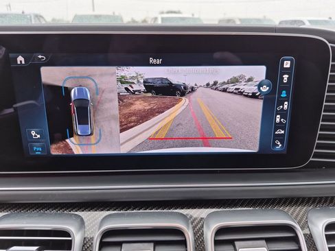 Used 2024 Mercedes-Benz GLS 63 AMG 4MATIC image 29