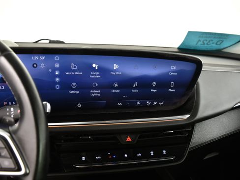 Used 2024 Buick Envision Preferred image 26