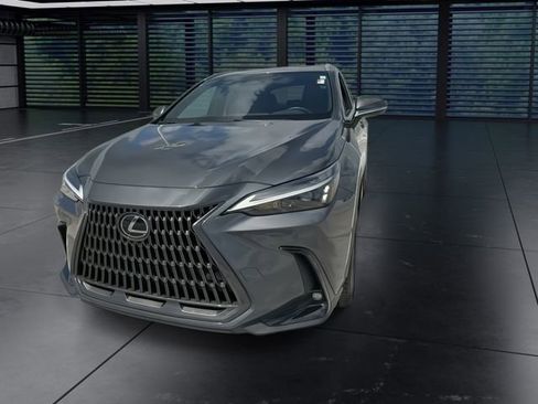 Used 2025 Lexus NX 250 FWD w/ Accessory Package (Z2) image 3
