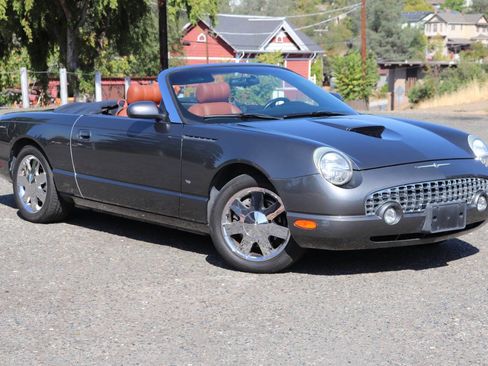 Used 2003 Ford Thunderbird image 19