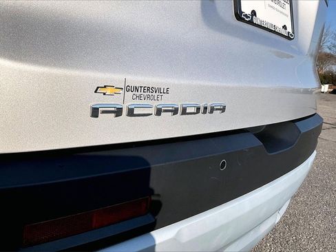 Used 2020 GMC Acadia SLE w/ Driver Convenience Package image 8