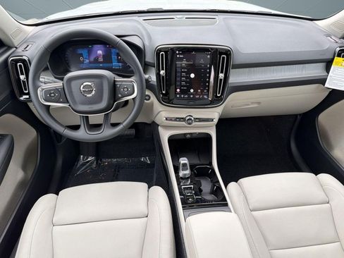 New 2026 Volvo XC40 B5 Plus w/ Protection Package Premier AWD/4WD image 24
