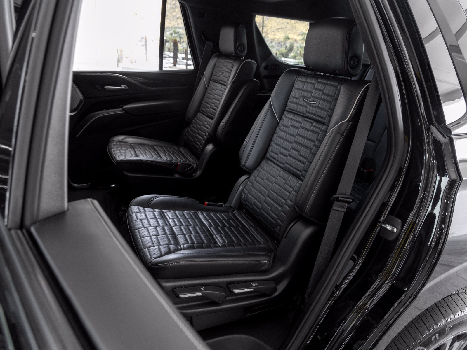 Used 2023 Cadillac Escalade V AWD/4WD image 21