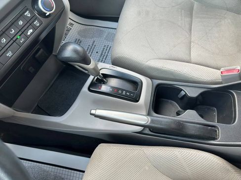 Used 2012 Honda Civic LX image 17