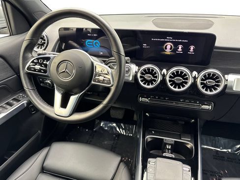Used 2023 Mercedes-Benz EQB 300 4MATIC w/ Exclusive Package image 50