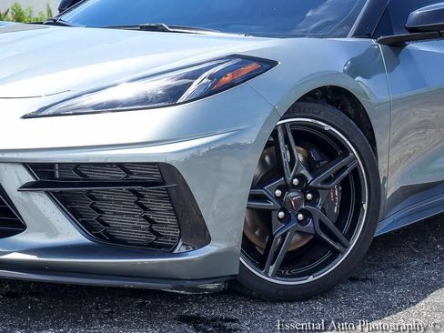 Used 2024 Chevrolet Corvette Stingray Premium Conv w/ Z51 Performance Package RWD image 5