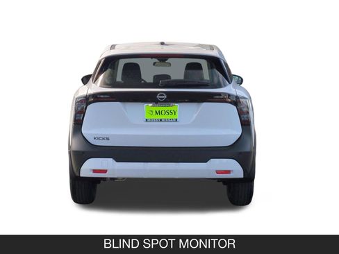 New 2026 Nissan Kicks S image 9