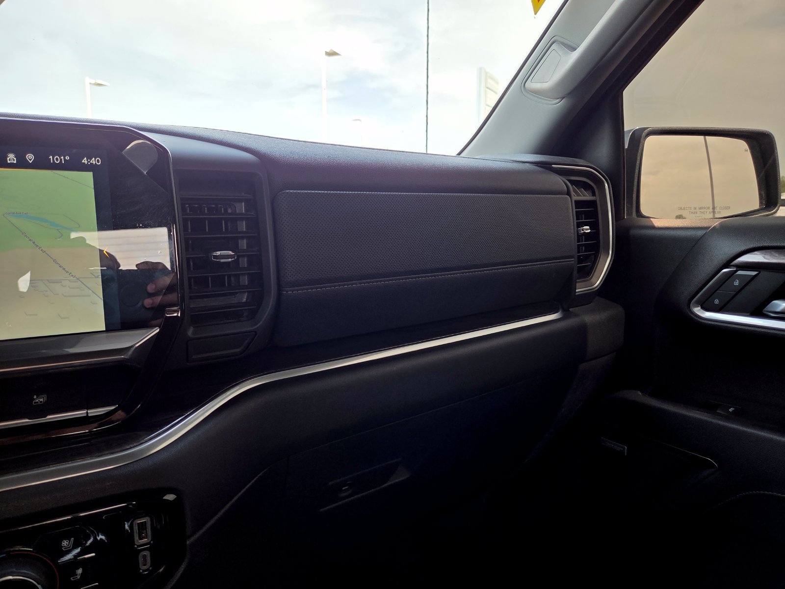 Used 2025 Chevrolet Silverado 1500 LTZ w/ Z71 Off-Road Package AWD/4WD image 34