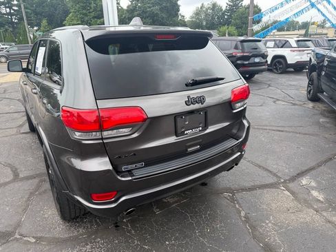 Used 2014 Jeep Grand Cherokee Altitude AWD/4WD image 4